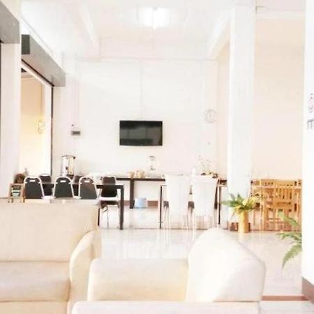 Rueangrat Hotel Ranong Exterior photo