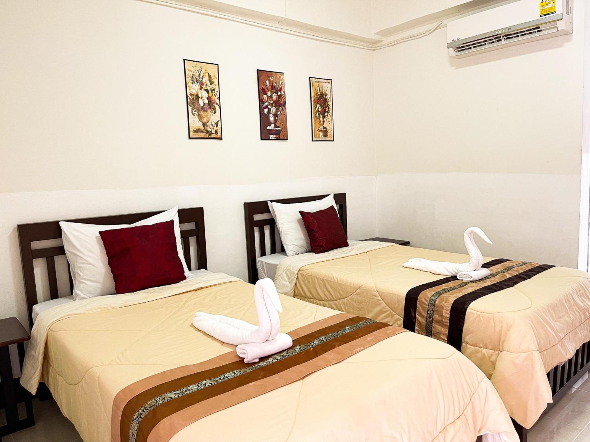 Rueangrat Hotel Ranong Exterior photo