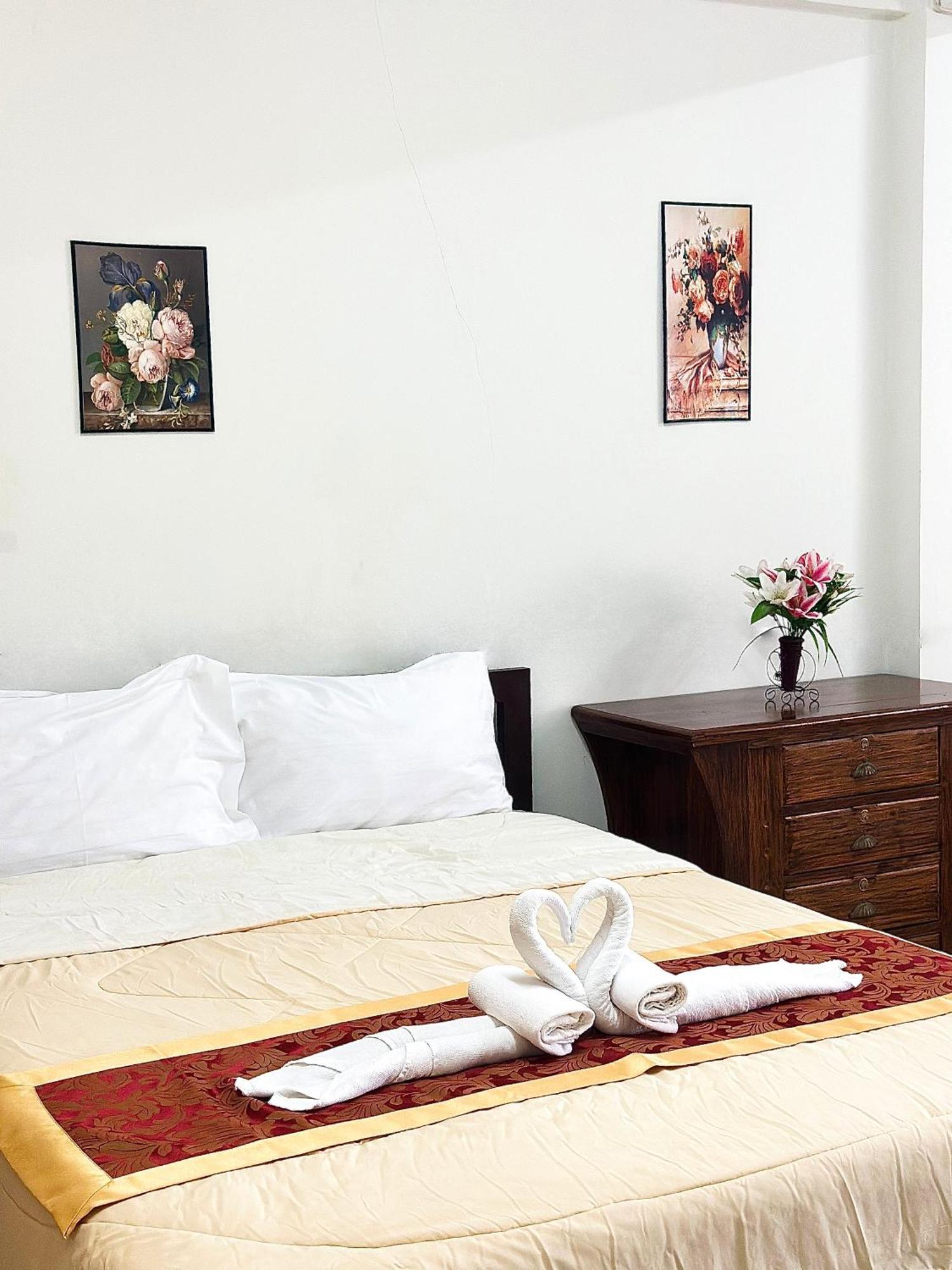 Rueangrat Hotel Ranong Exterior photo